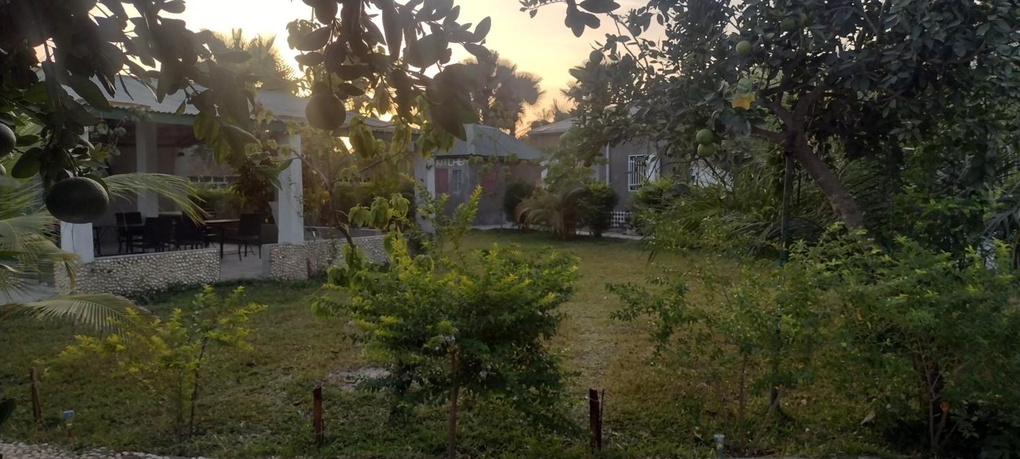 Unique Owl Apartments Sanyang Exterior photo